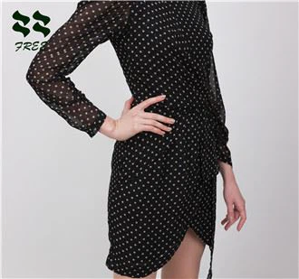 Crossed design hem